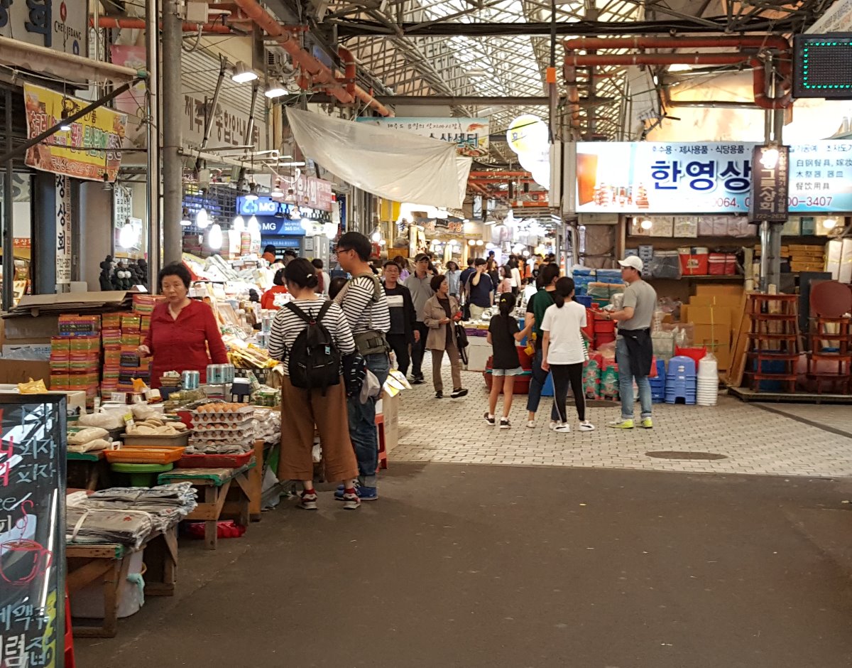상인들입니다.
