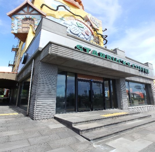 정면입니다