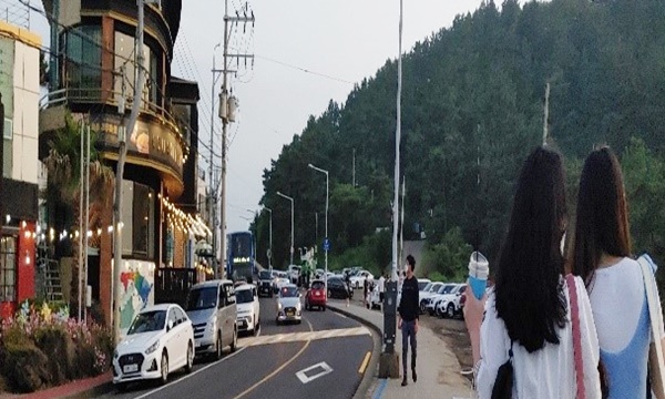 어영해안도로 거리 사진입니다.